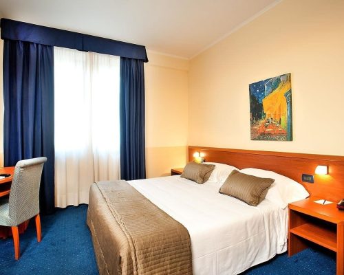 Corestone_prodej_hotel_Praha-5