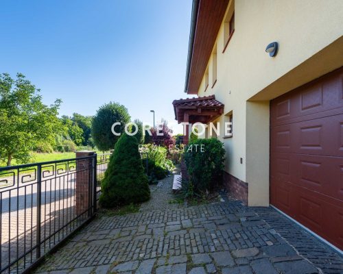 Corestone_pronajem_Roztoky-14
